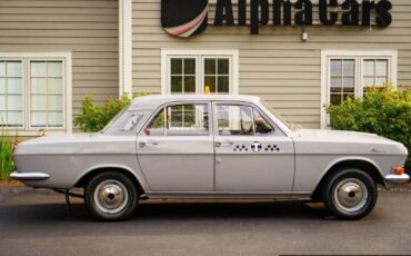 Volga-GAZ-M24-1976-Sedan-8