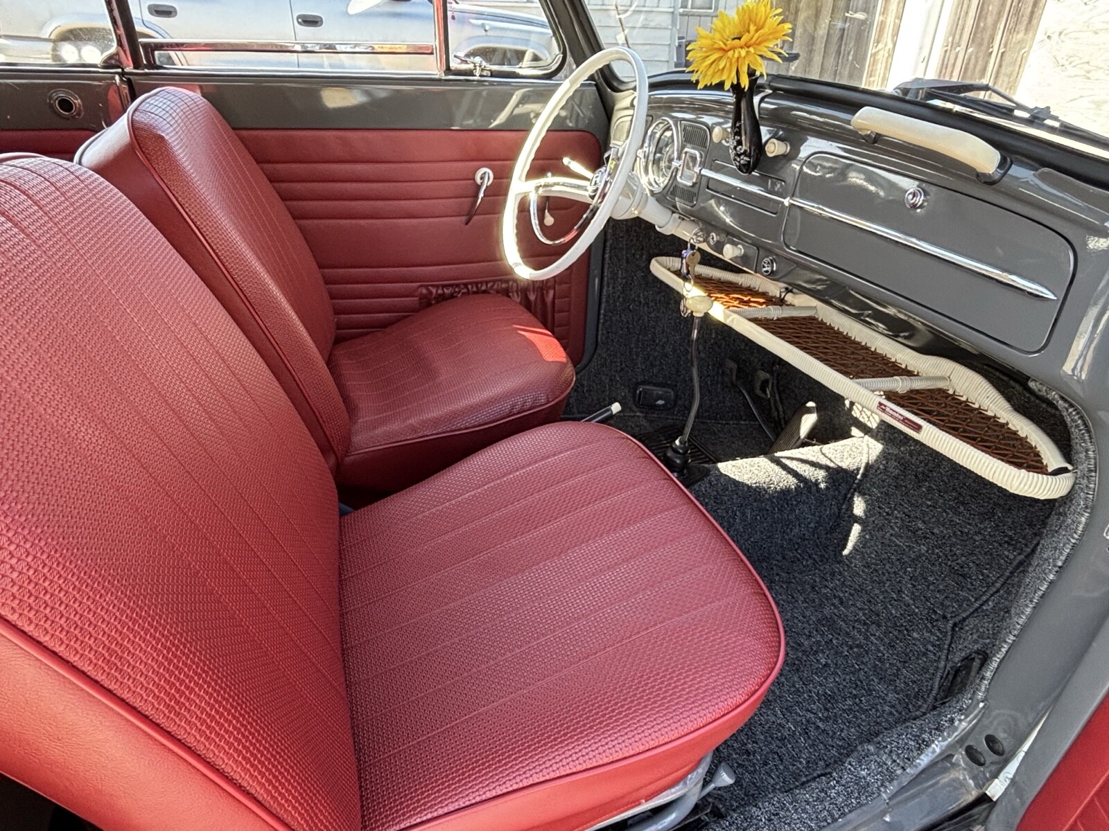 Volkswagen-1500-Cabriolet-1962-28