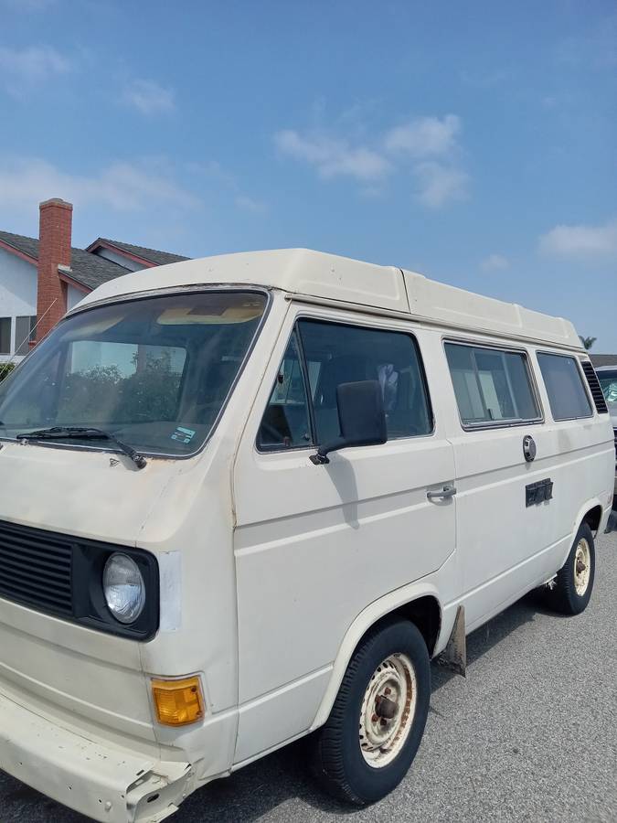 Volkswagen-81-vw-vanagon-westfalia-campert-1980-yellow