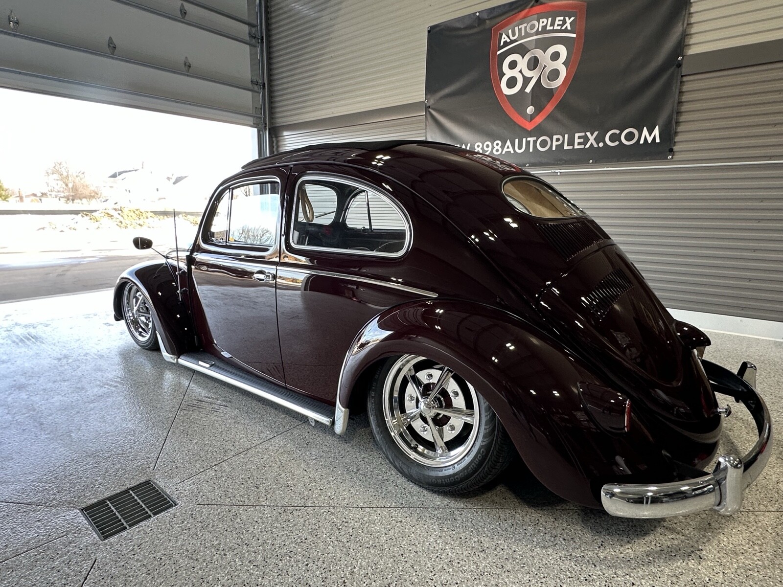 Volkswagen-Beetle-1956-1