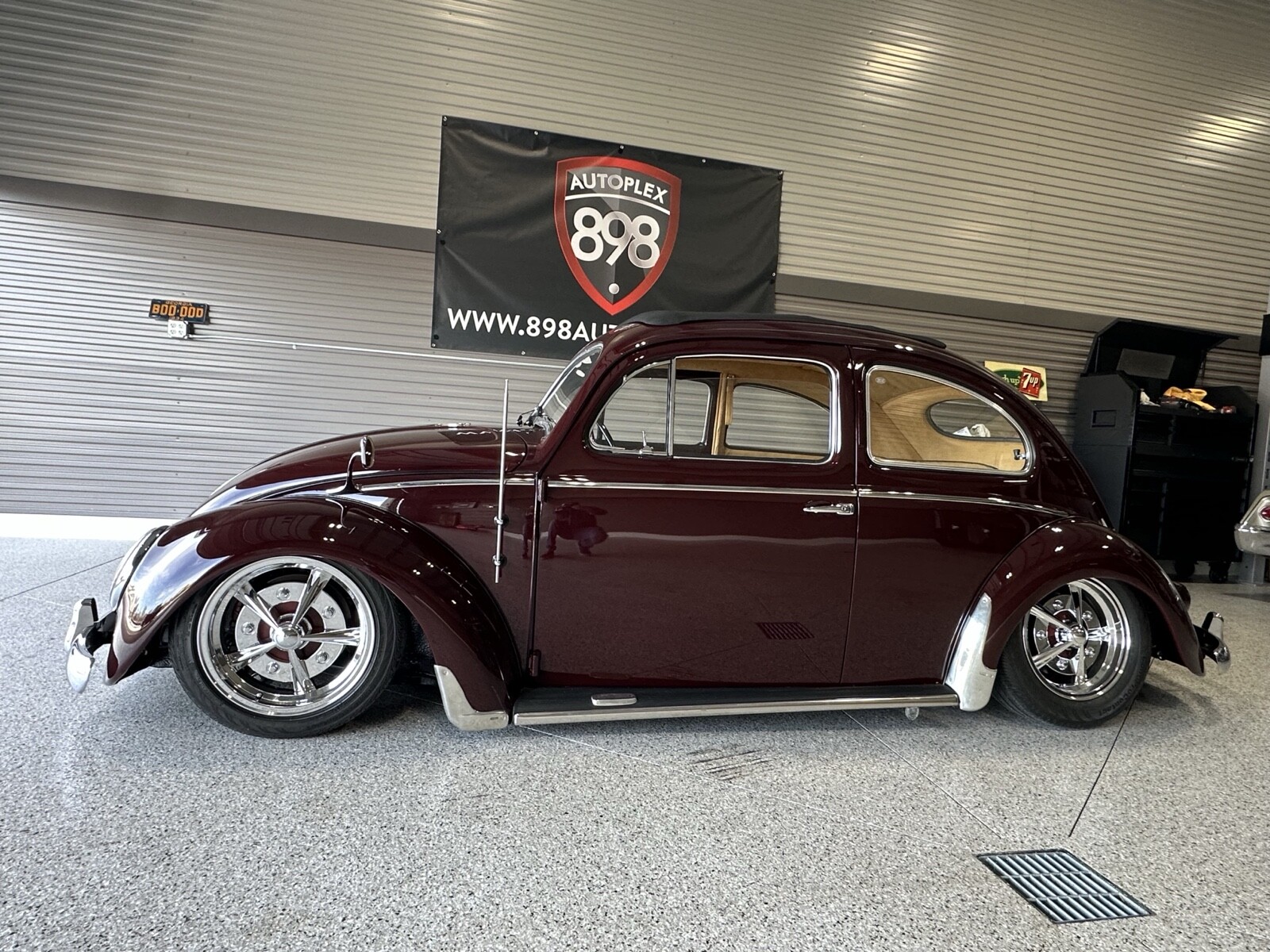 Volkswagen-Beetle-1956