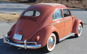 Volkswagen-Beetle-1957-2