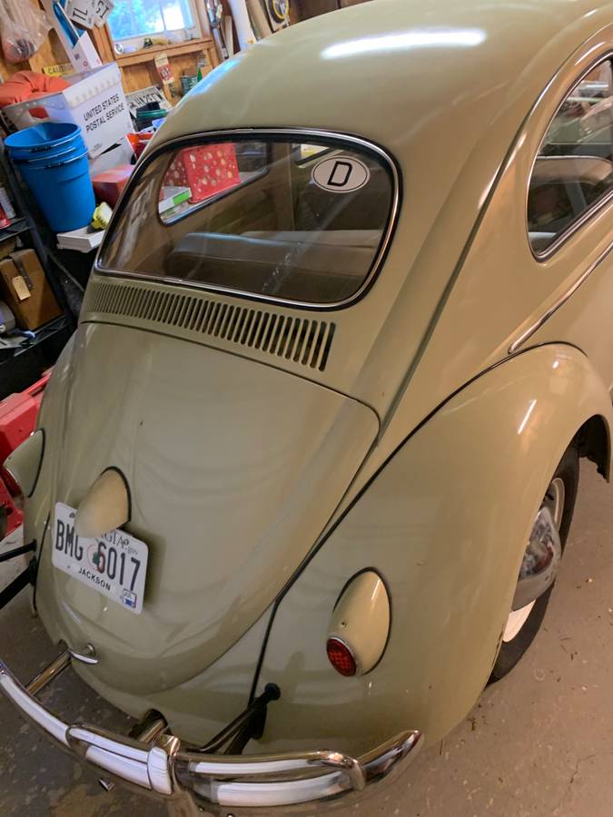 Volkswagen-Beetle-1960-4