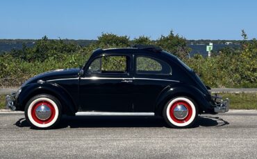Volkswagen-Beetle-1960-Convertible-2