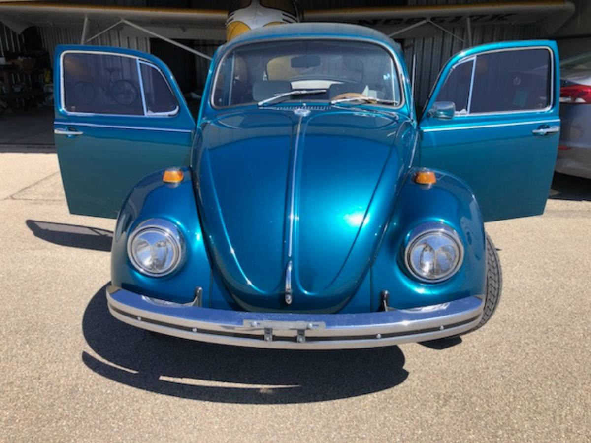 Volkswagen-Beetle-1969-blue-3