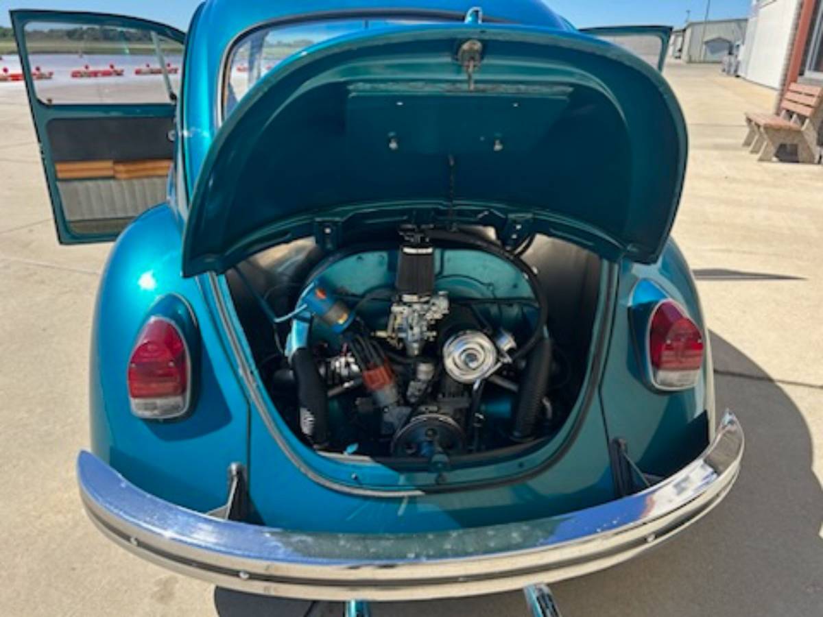 Volkswagen-Beetle-1969-blue-5