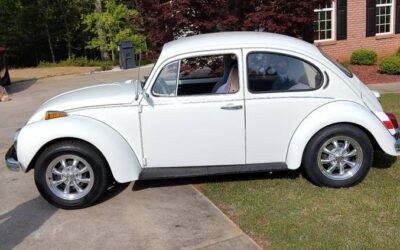 Volkswagen Beetle  1971 white
