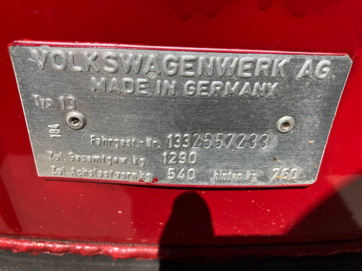 Volkswagen-Beetle-1973-red-1