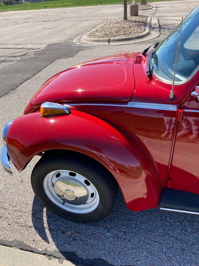 Volkswagen-Beetle-1973-red-8