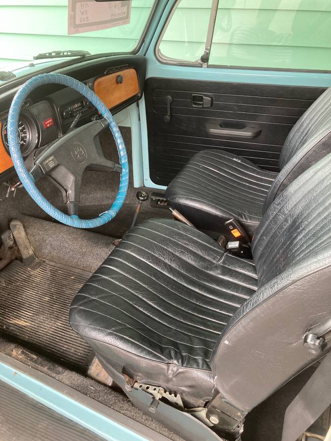Volkswagen-Beetle-1974-blue-10