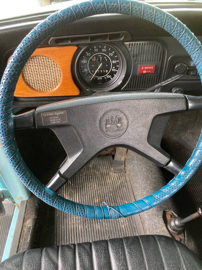 Volkswagen-Beetle-1974-blue-11
