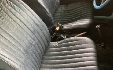 Volkswagen-Beetle-1974-blue-7