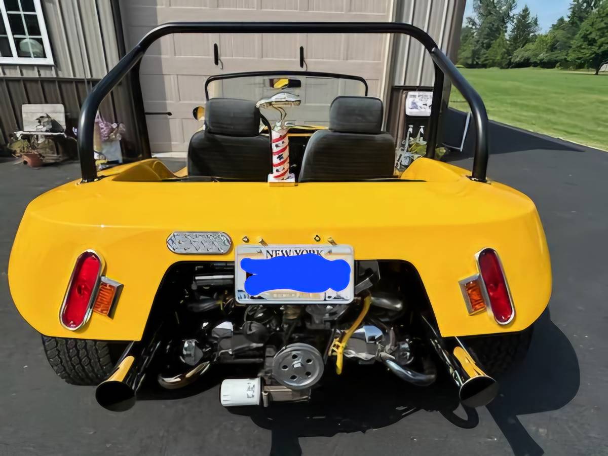 Volkswagen-Beetle-1974-yellow-9