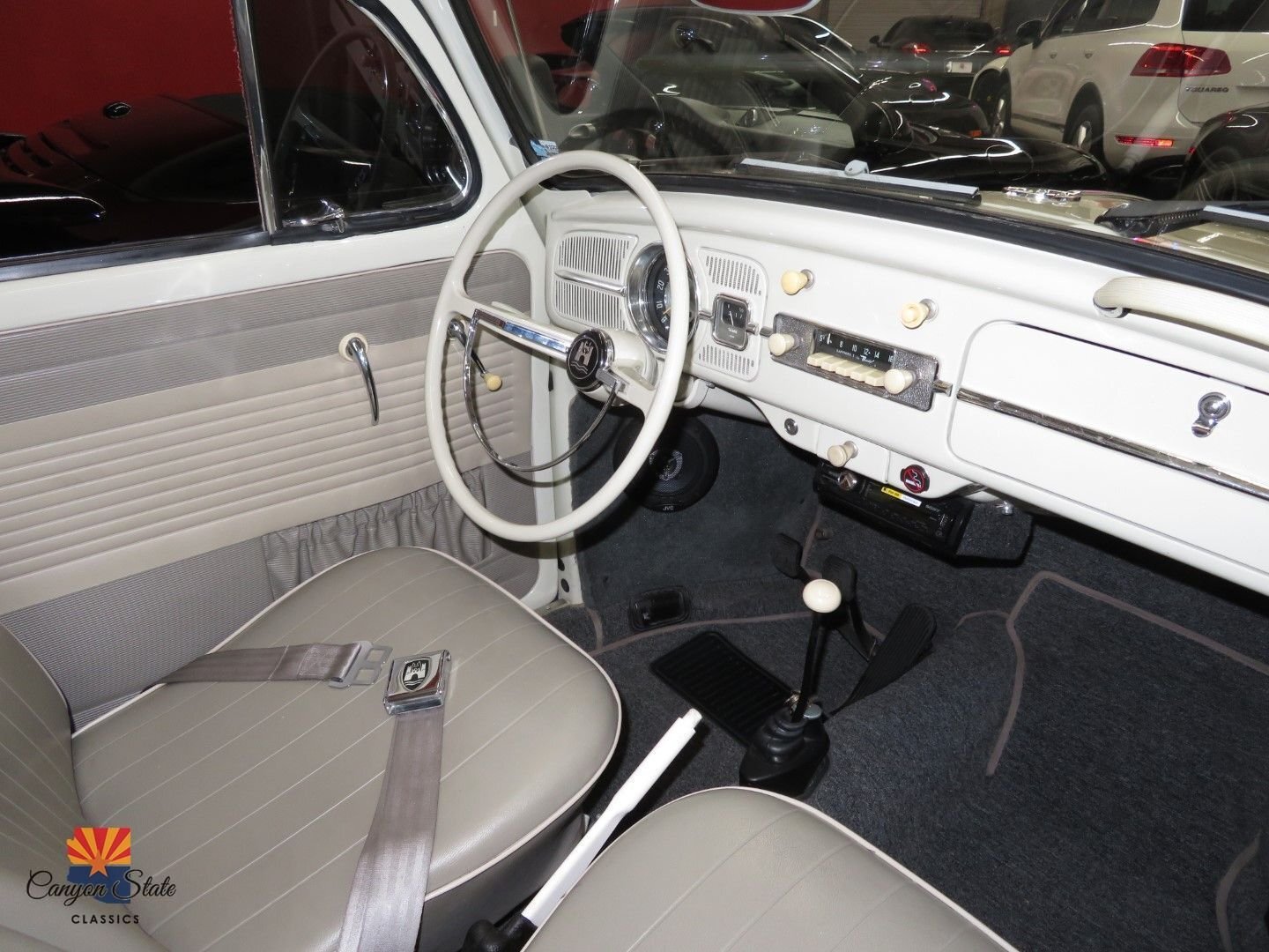 Volkswagen-Beetle-Classic-1962-Coupe-3