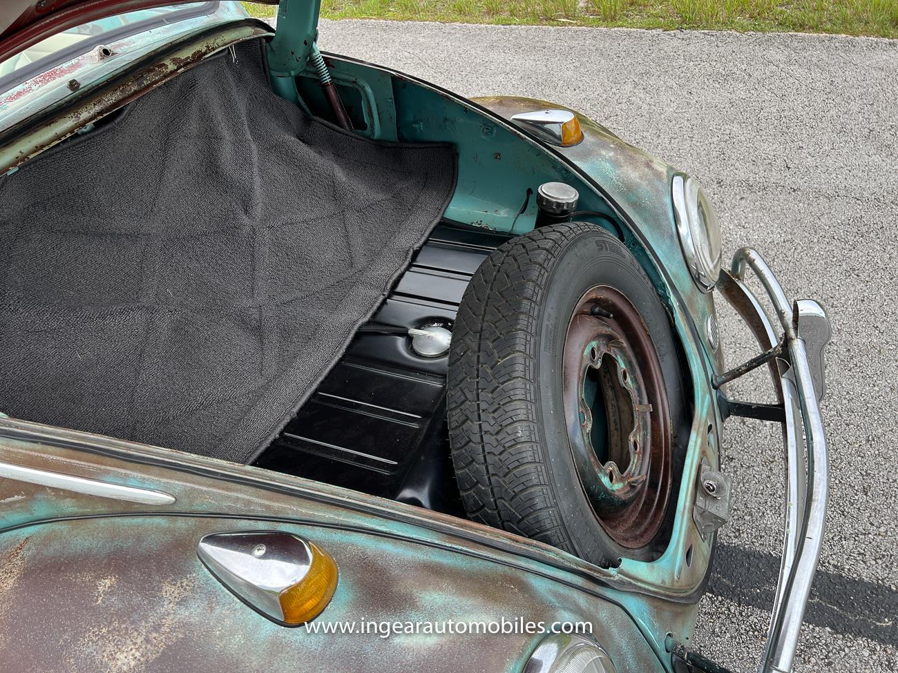 Volkswagen-Beetle-Classic-1962-convertible-13