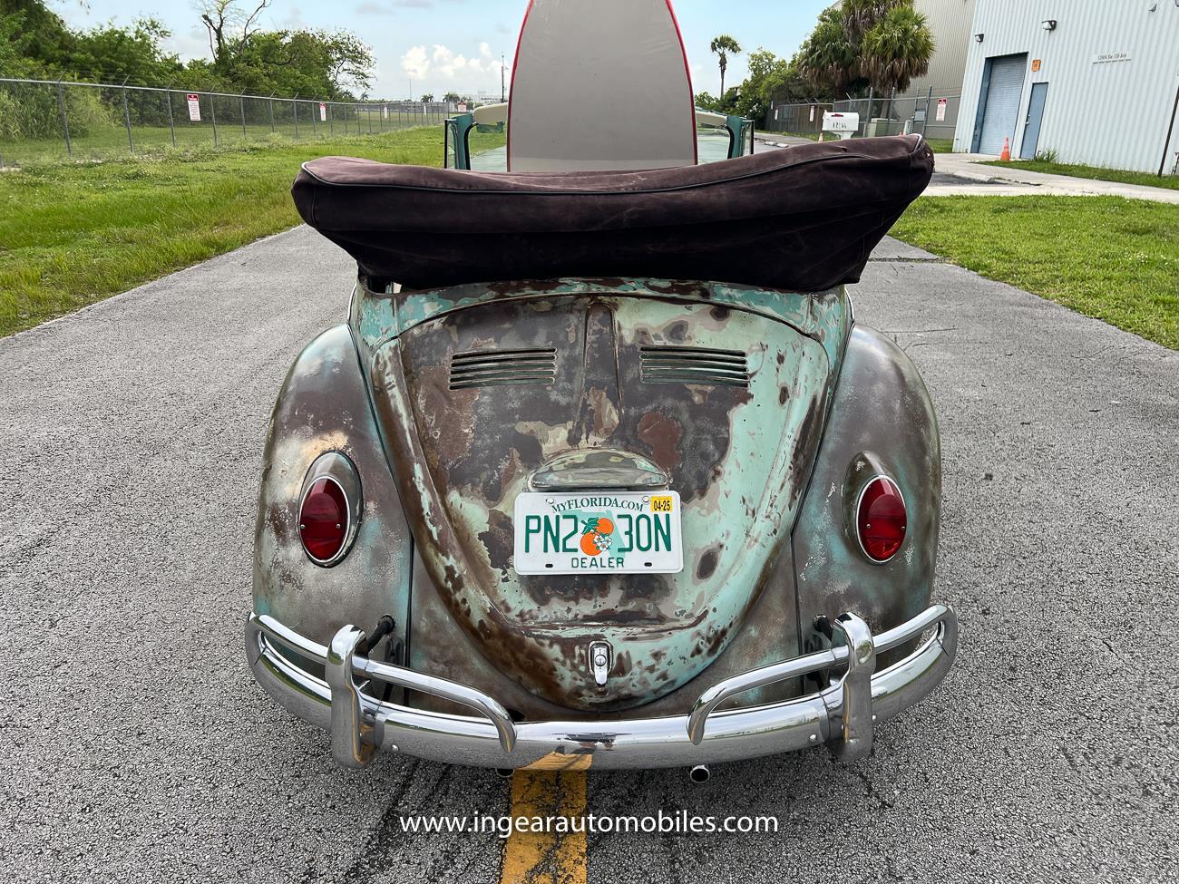 Volkswagen-Beetle-Classic-1962-convertible-20