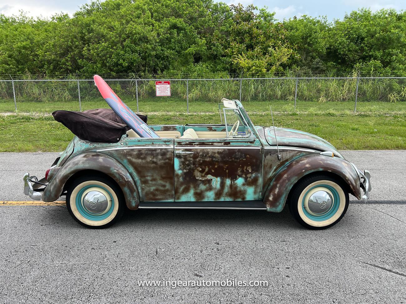 Volkswagen-Beetle-Classic-1962-convertible-24