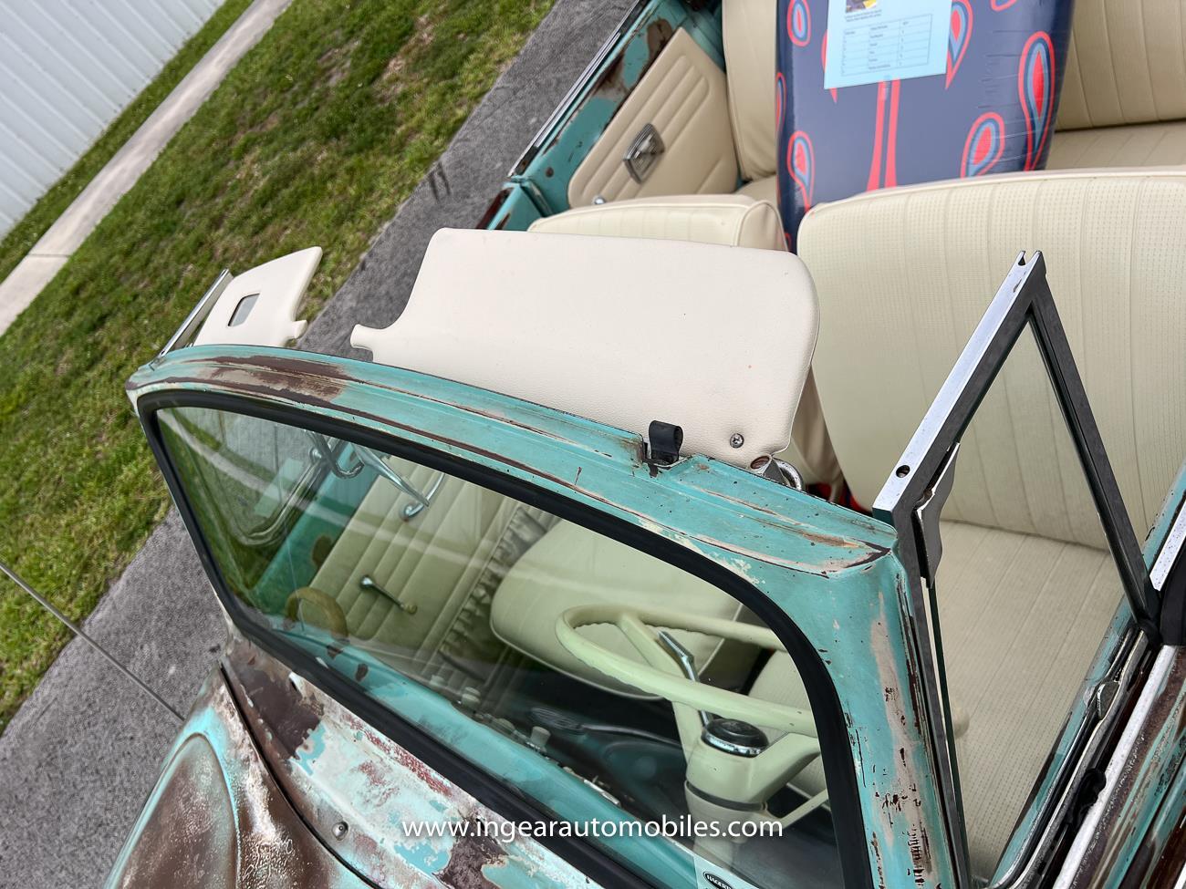 Volkswagen-Beetle-Classic-1962-convertible-30