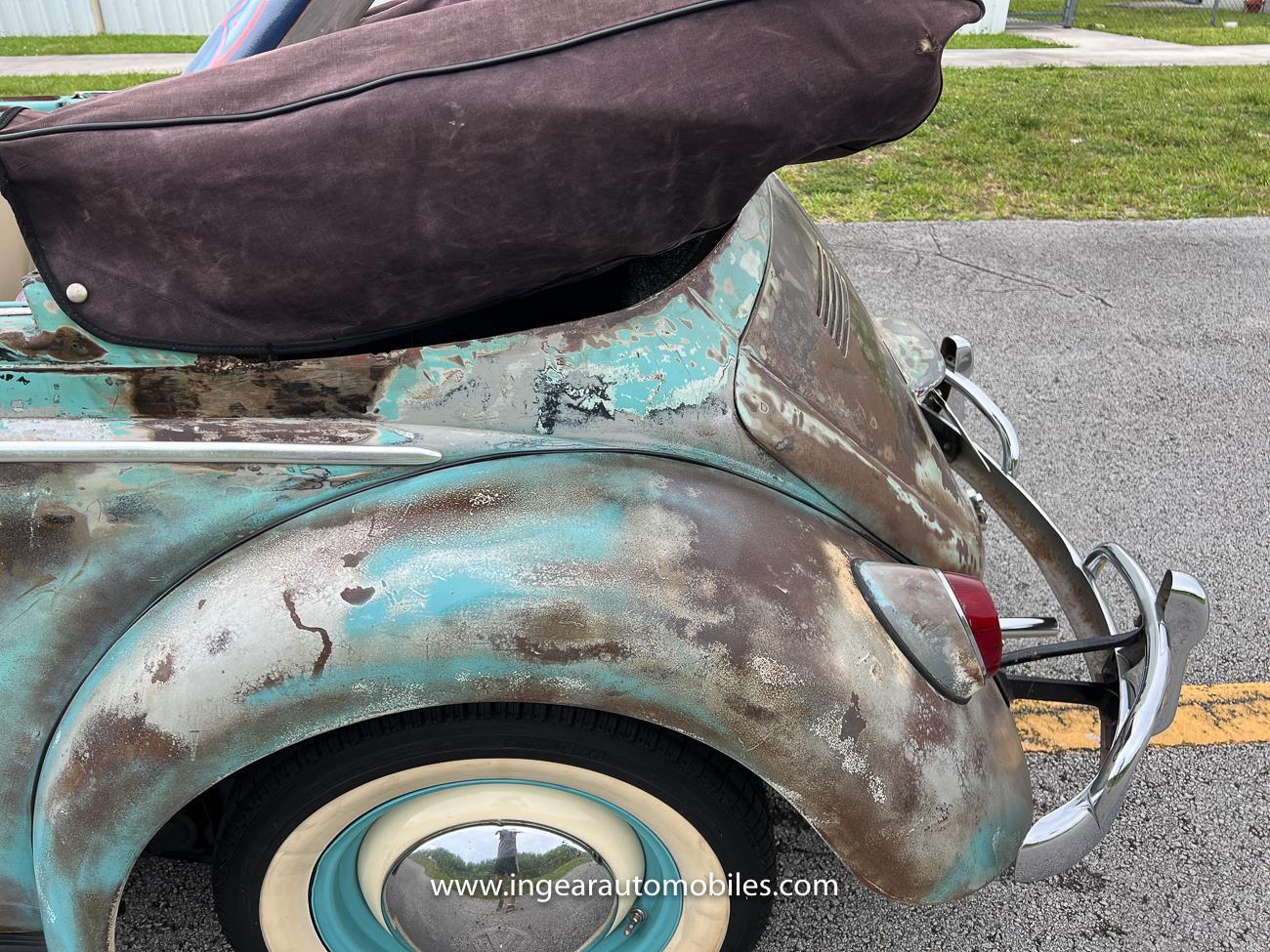 Volkswagen-Beetle-Classic-1962-convertible-31