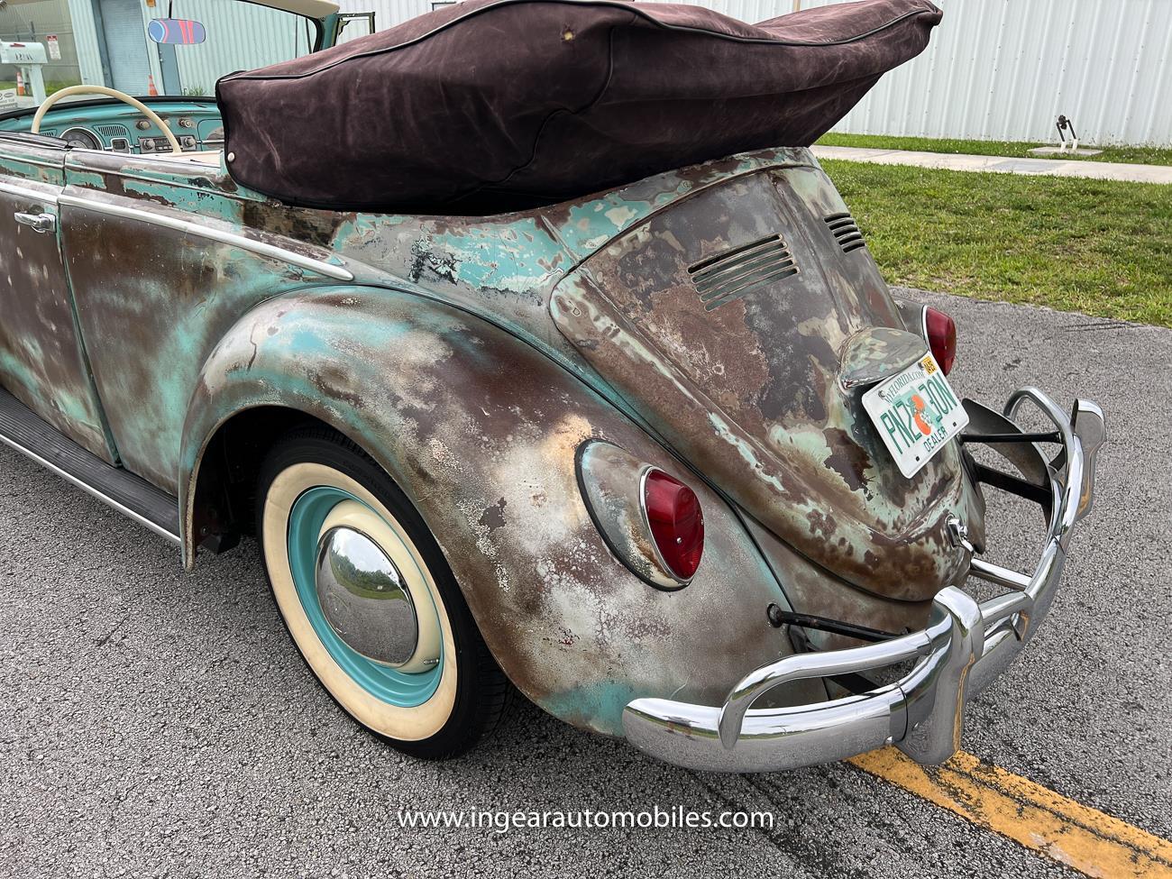 Volkswagen-Beetle-Classic-1962-convertible-32