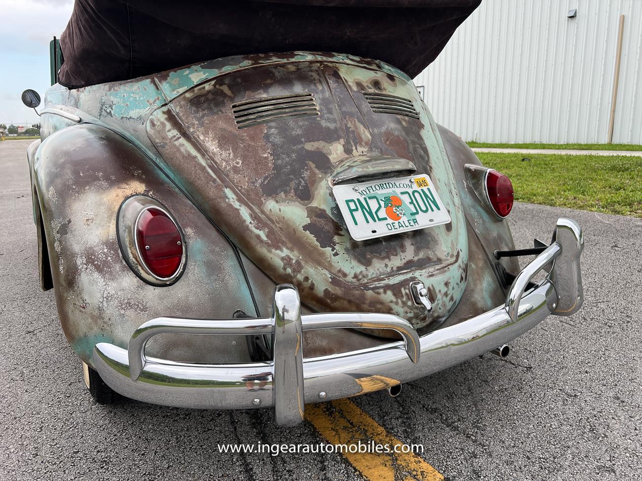 Volkswagen-Beetle-Classic-1962-convertible-34
