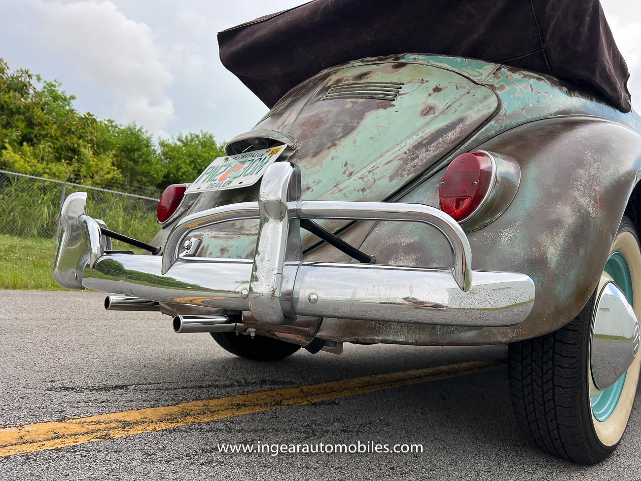 Volkswagen-Beetle-Classic-1962-convertible-37