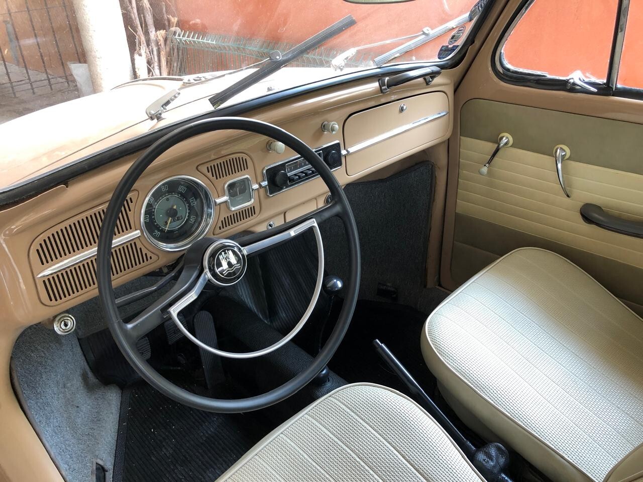 Volkswagen-Beetle-Classic-1969-Sedan-11