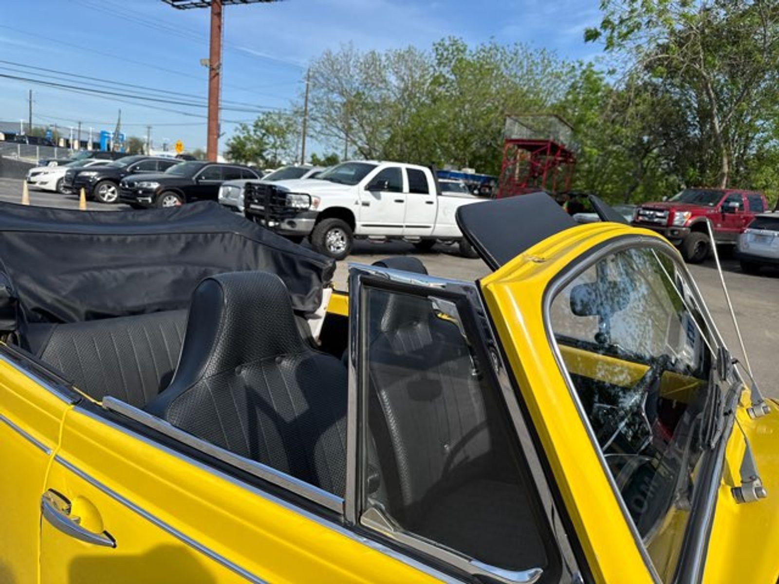Volkswagen-Beetle-Classic-1971-Convertible-5