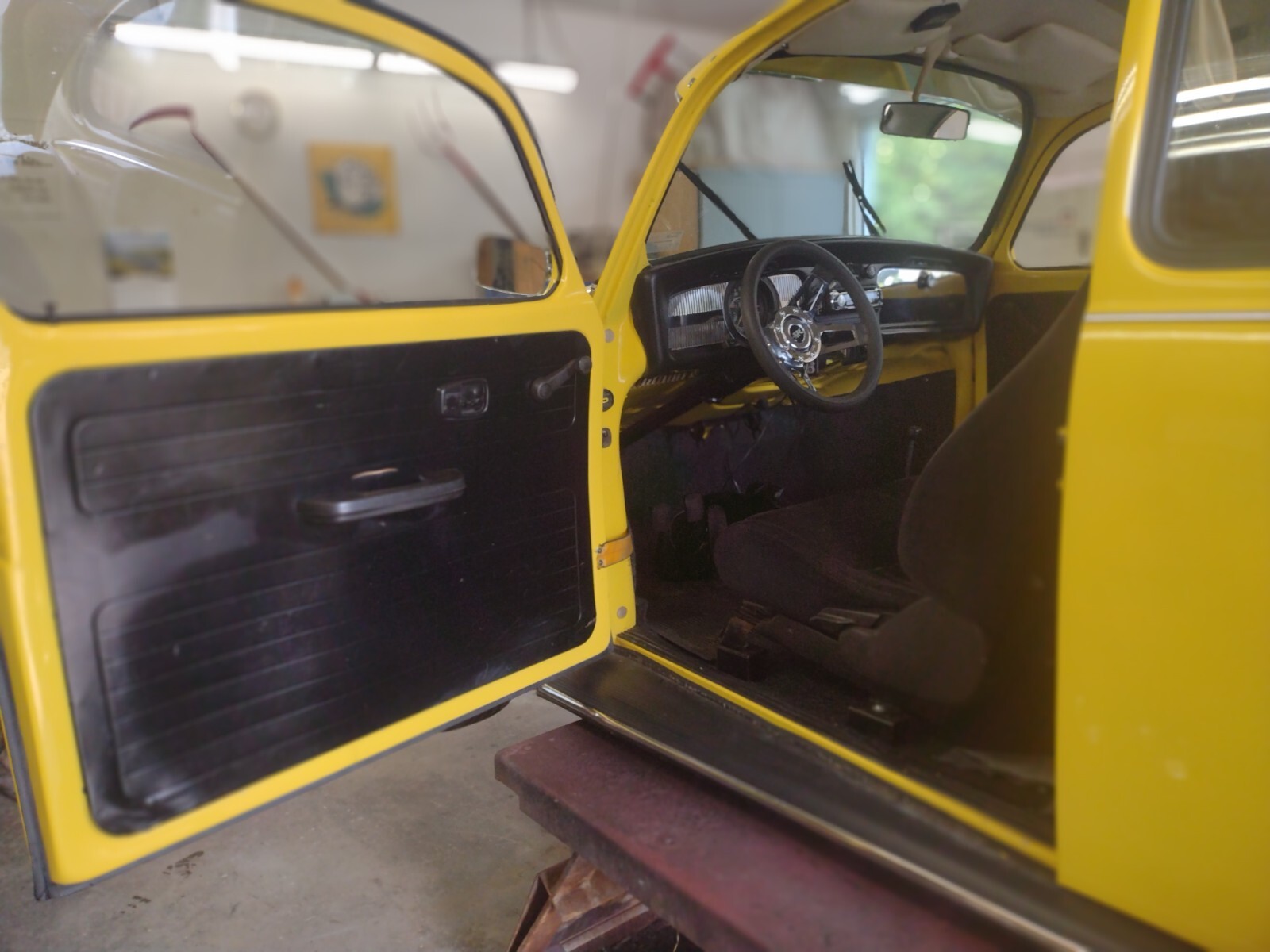 Volkswagen-Beetle-Classic-1973-Compact-4