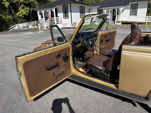 Volkswagen-Beetle-Classic-1974-Convertible-10