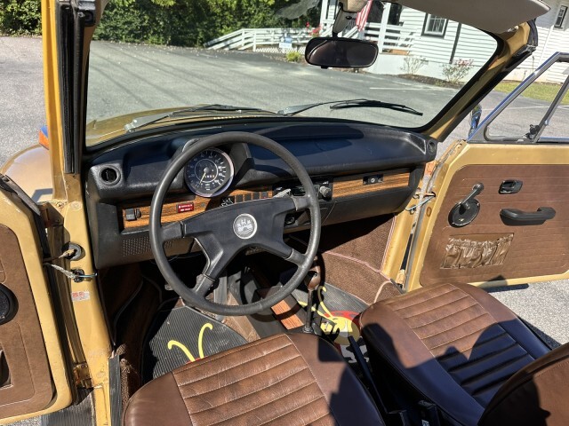 Volkswagen-Beetle-Classic-1974-Convertible-13