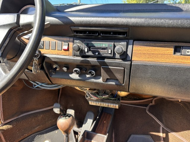 Volkswagen-Beetle-Classic-1974-Convertible-19