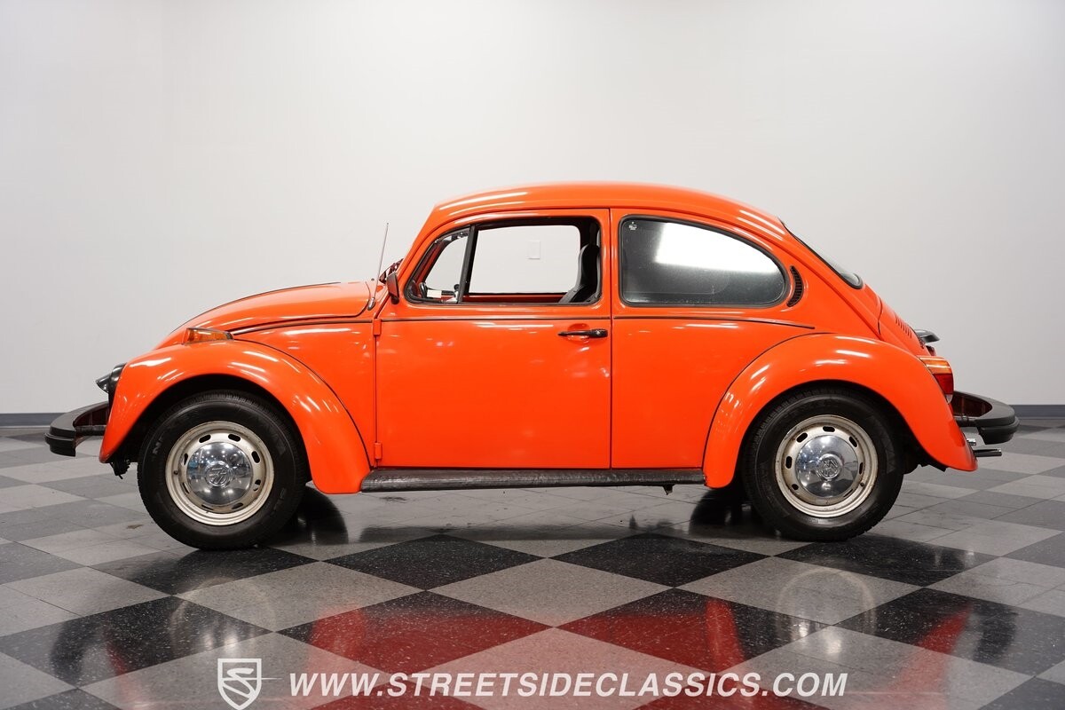 Volkswagen-Beetle-Classic-1974-Coupe-2