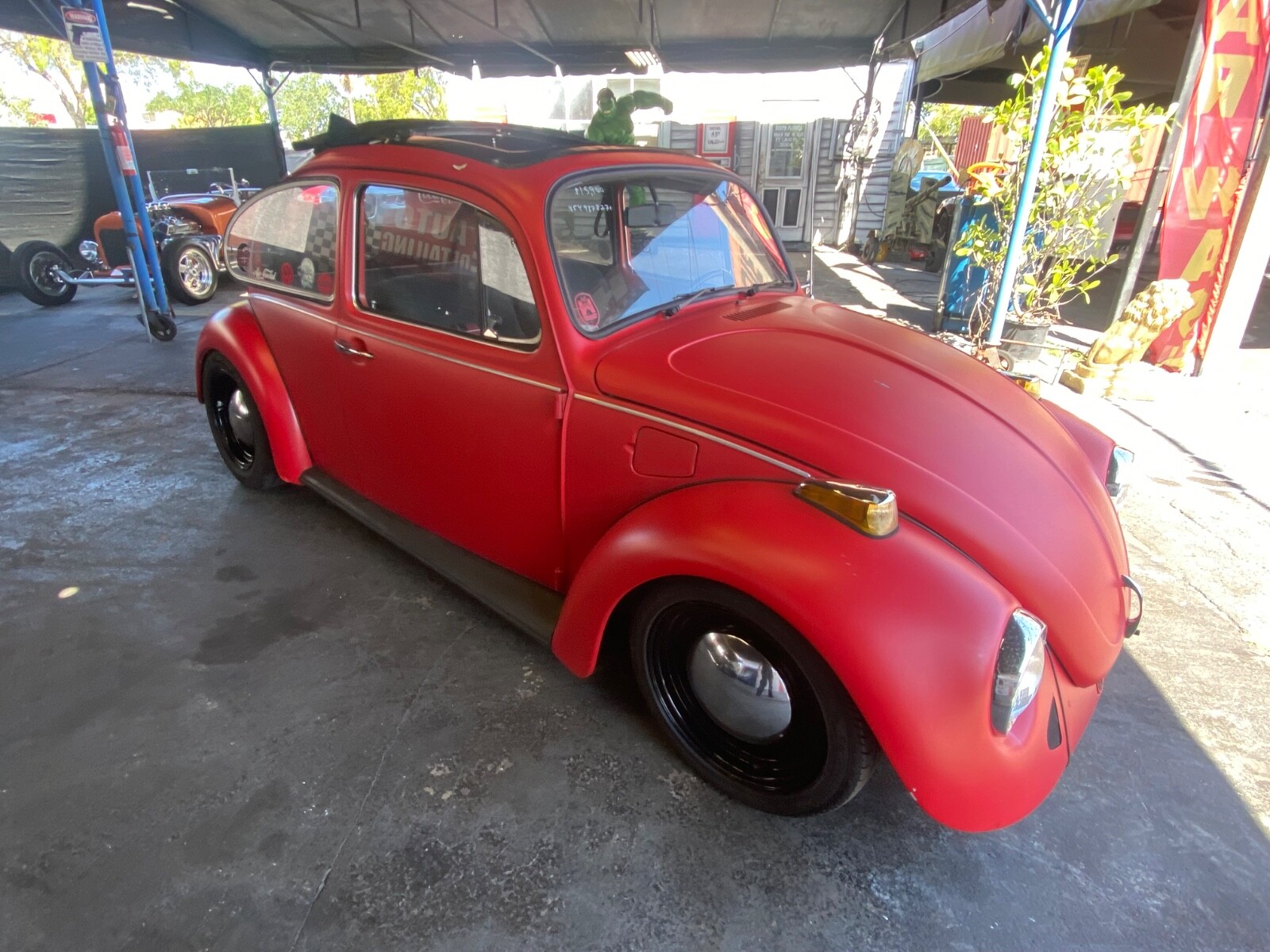 Volkswagen-Beetle-Classic-1974-Coupe-28