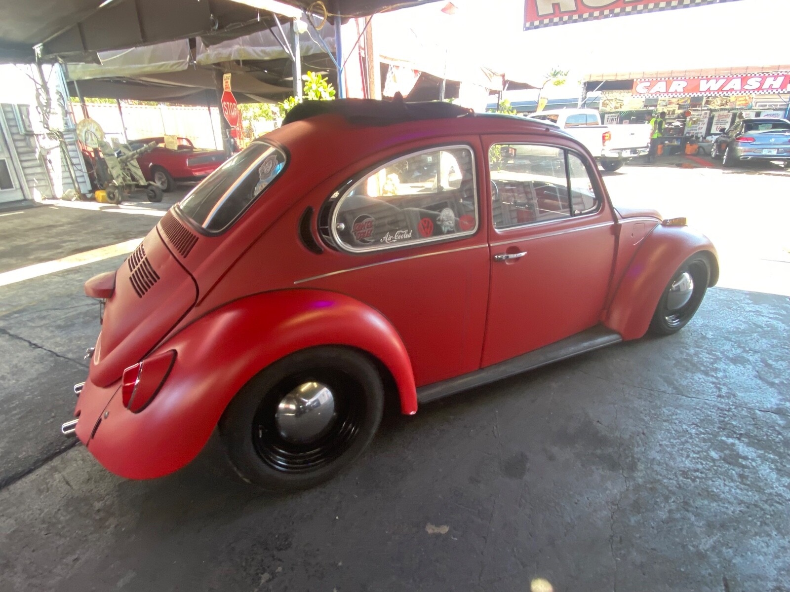 Volkswagen-Beetle-Classic-1974-Coupe-3