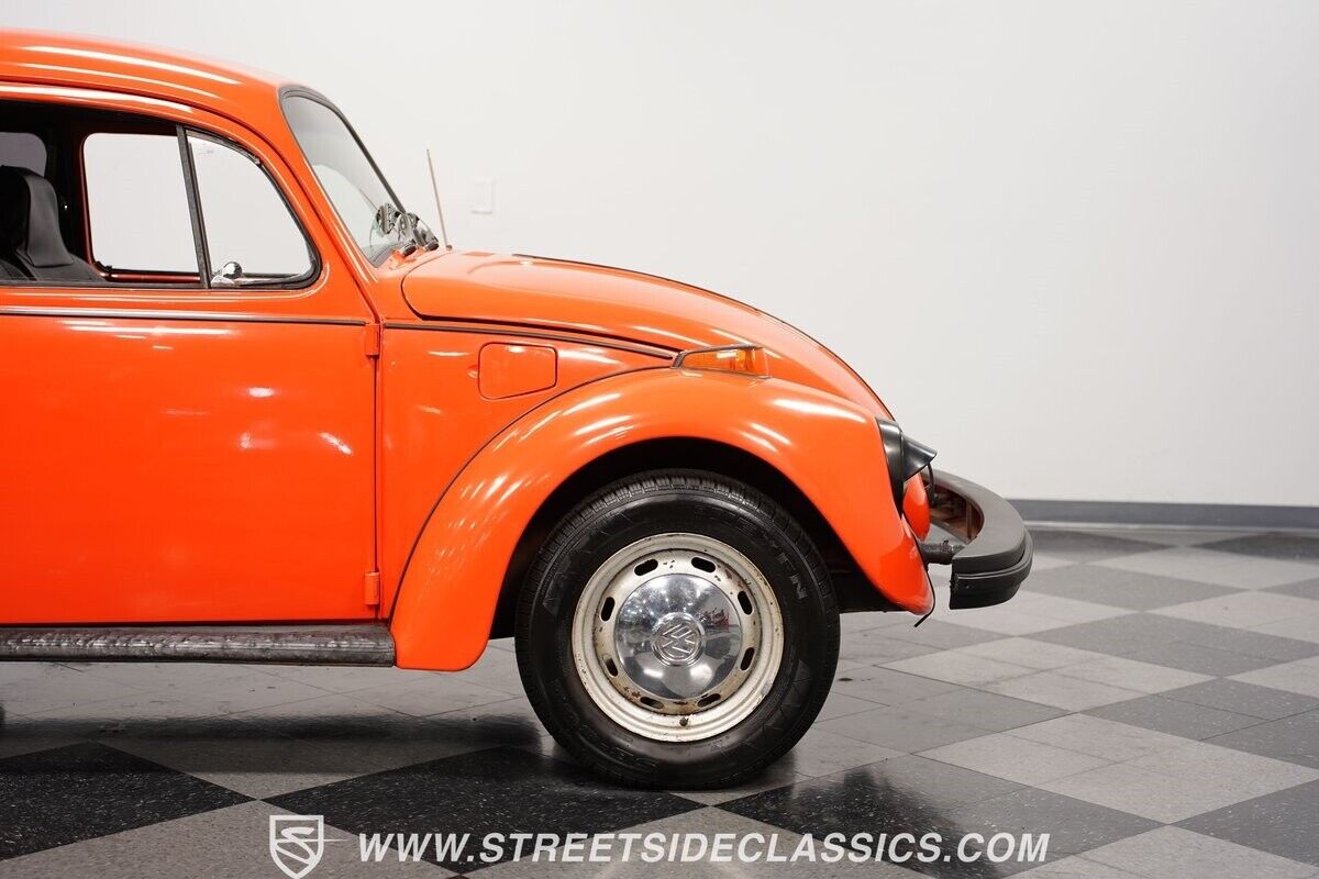 Volkswagen-Beetle-Classic-1974-Coupe-33