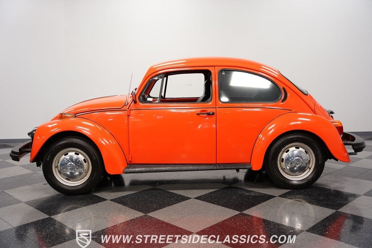 Volkswagen-Beetle-Classic-1974-Coupe-7