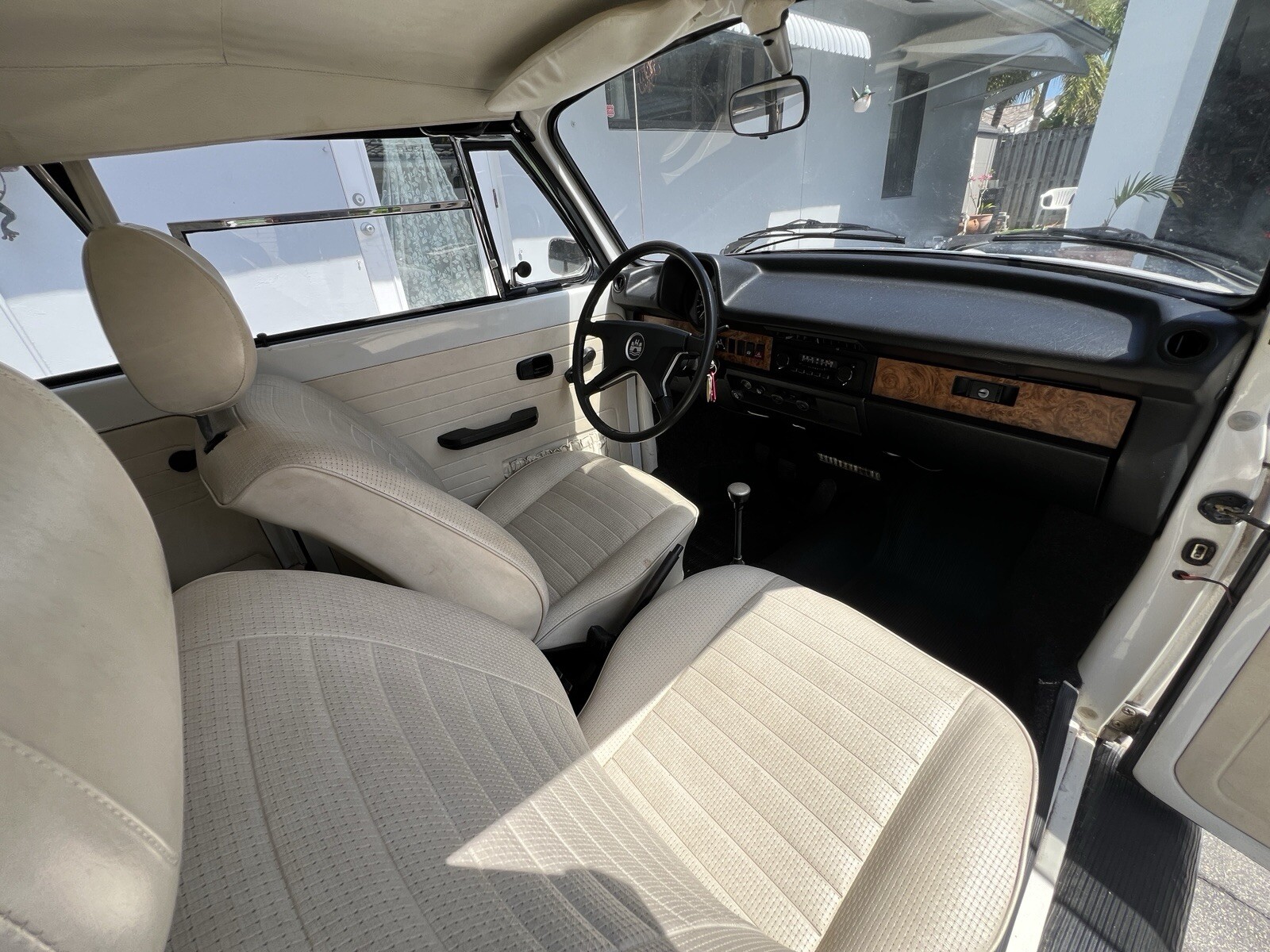 Volkswagen-Beetle-Classic-1978-Convertible-4