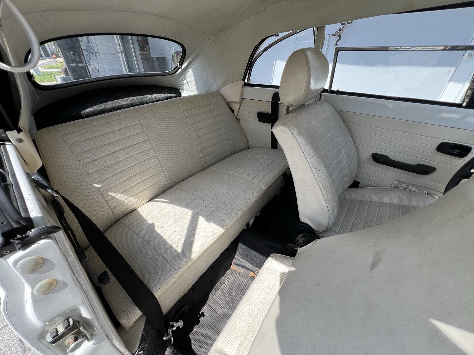 Volkswagen-Beetle-Classic-1978-Convertible-5