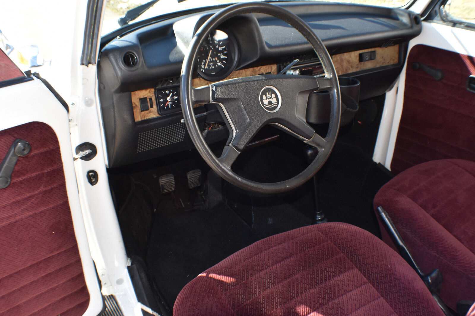 Volkswagen-Beetle-Classic-1979-Convertible-16