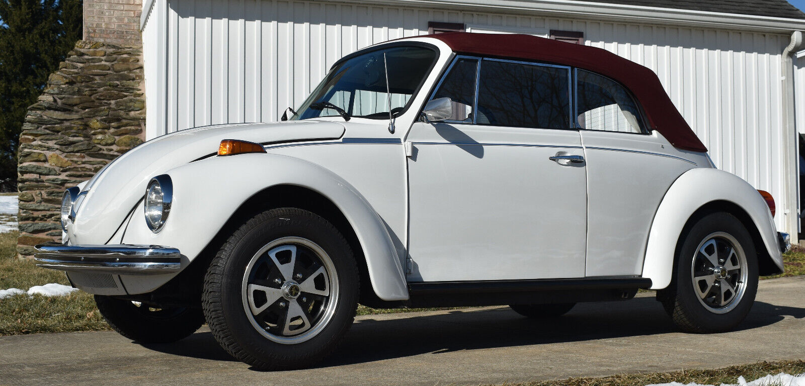 Volkswagen-Beetle-Classic-1979-Convertible-2