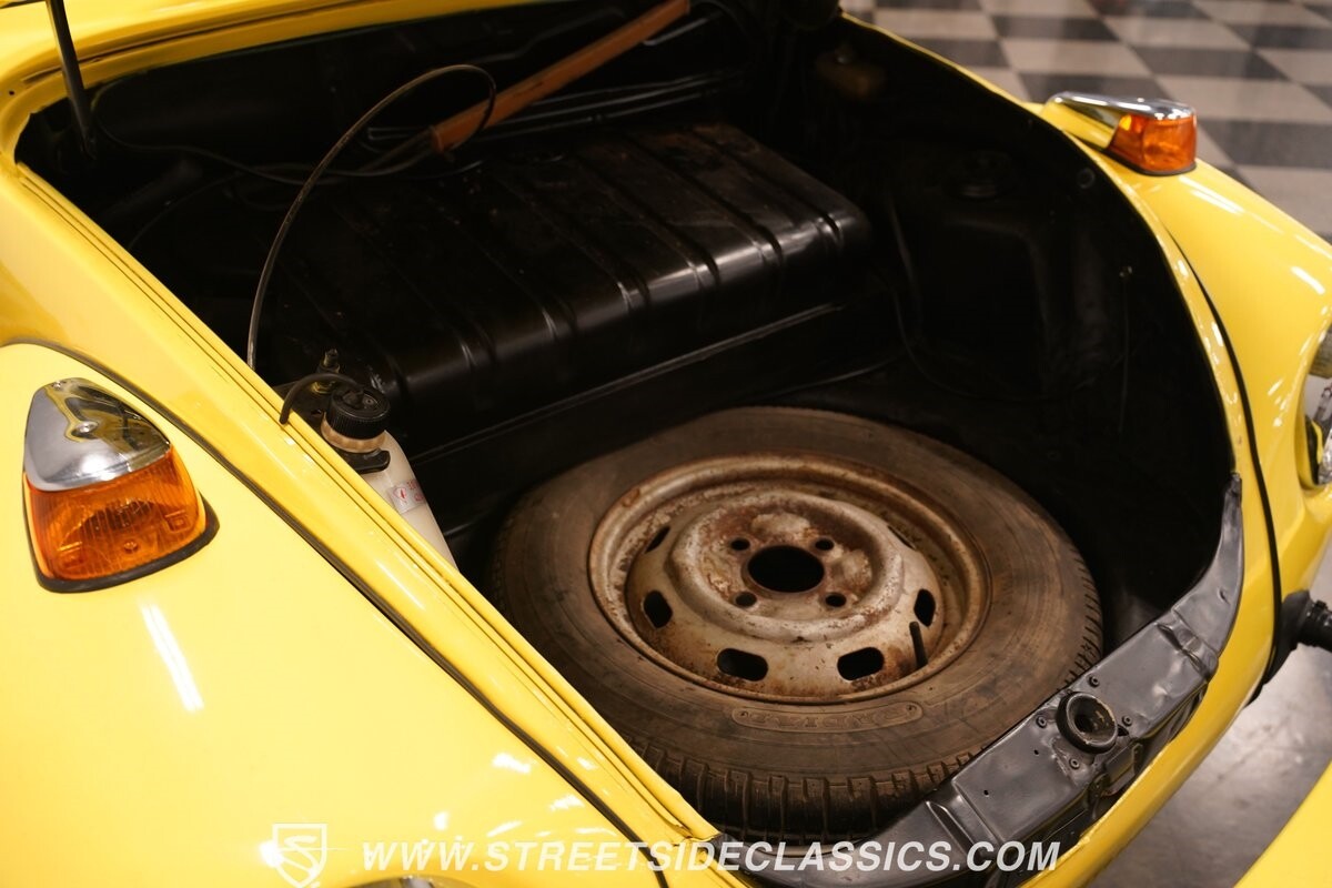 Volkswagen-Beetle-New-1974-Coupe-35