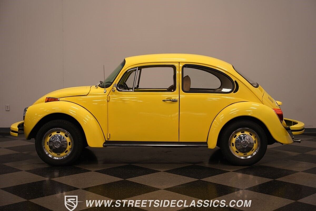 Volkswagen-Beetle-New-1974-Coupe-9