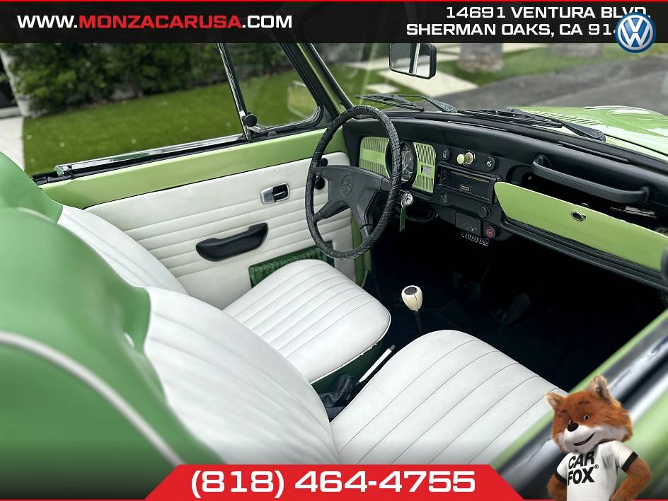 Volkswagen-Bug-convertible-1968-18