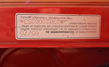 Volkswagen-Bus-1970-orange-22