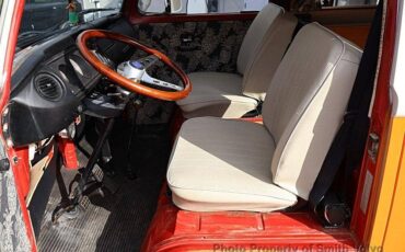 Volkswagen-Bus-1970-orange-8
