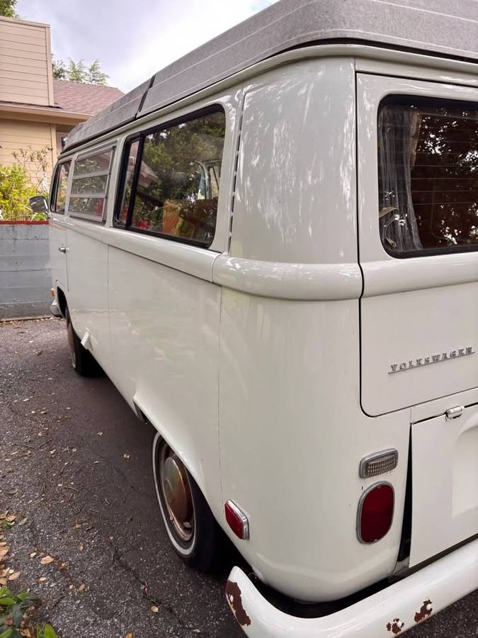 Volkswagen-Bus-1971-1