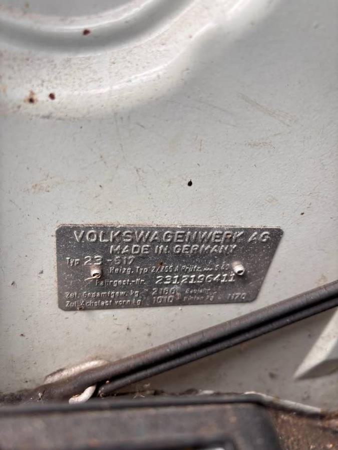Volkswagen-Bus-1971-11