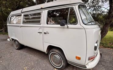 Volkswagen-Bus-1971-20