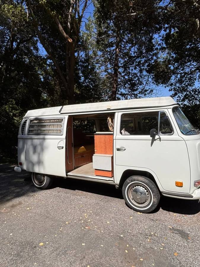 Volkswagen-Bus-1971